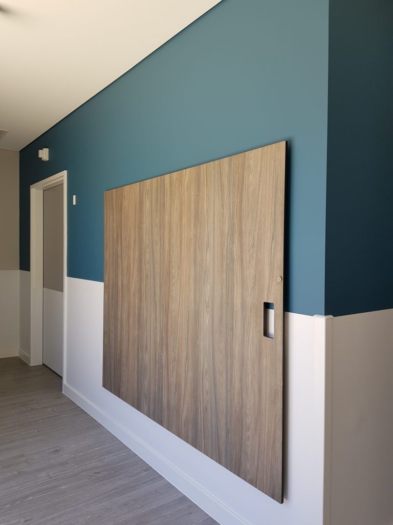 AQUALOO is Australia's Specialist in Commercial Toilet and Shower Partitions / Cubicles l Compact Laminate Lockers & Seating l Integrated Paneling System l Washroom Accessories