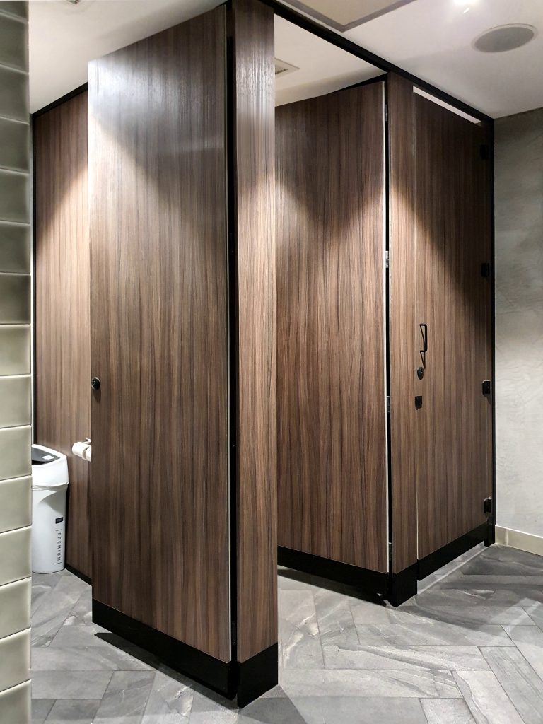 AQUALOO is Australia's Specialist in Commercial Toilet and Shower Partitions / Cubicles l Compact Laminate Lockers & Seating l Integrated Paneling System l Washroom Accessories